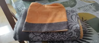 Funda nórdica gris y naranja