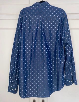 Camisa Gant azul con lunares