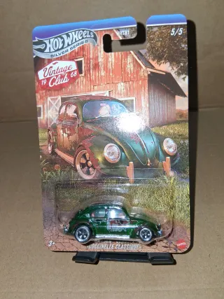 Hot Wheels Volkswagen Classic Bug Silver Series