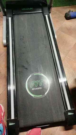 Cinta de correr Cecotec Fit