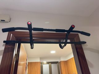 Barra Dominadas Adidas Negra