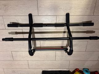 Barra Dominadas Adidas Negra