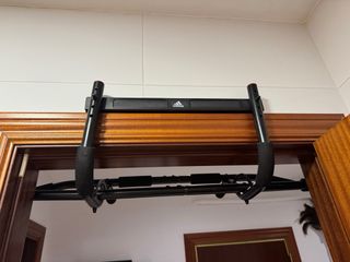 Barra Dominadas Adidas Negra