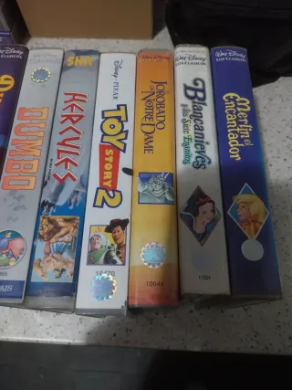 Lote 10 Películas Disney VHS.
