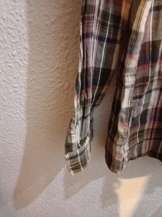 Camisa Bershka cuadros marrón y rosa