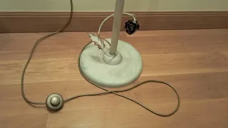 Lámpara de pie floral metal y cristal de 6 tulipas