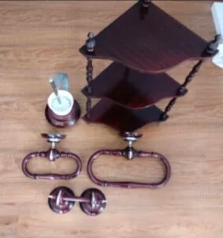 Accesorios de baño de madera