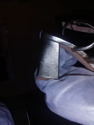 Sandalias de fiesta doradas talla 38