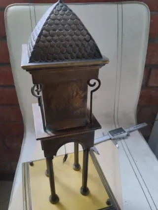 Reloj de sobremesa antiguo