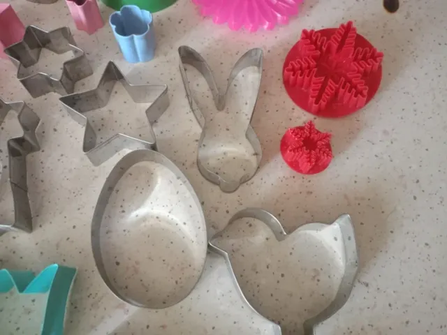 37 cortadores para pasteles o galletas