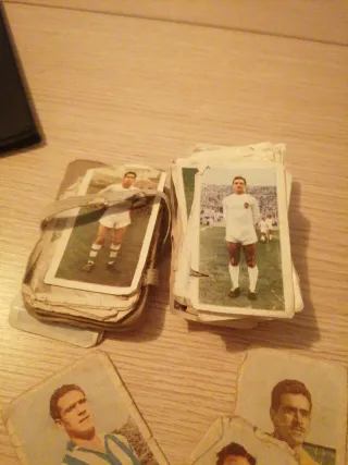 Colección cromos fútbol años 50