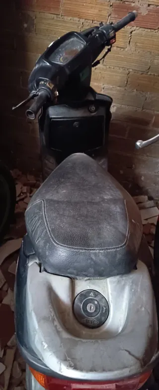 Moto Scooter Negra