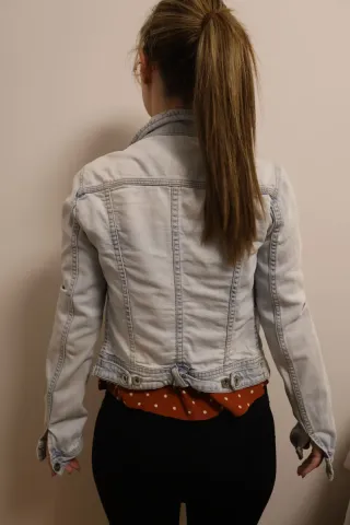 Cazadora vaquera corta mujer azul claro