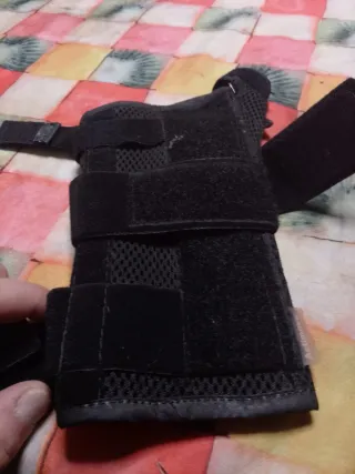 Muñequera con protección