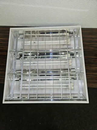 Pantalla luminaria 4 tubos fluorescentes