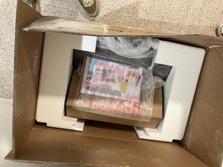 Campana extractora inclinada negra