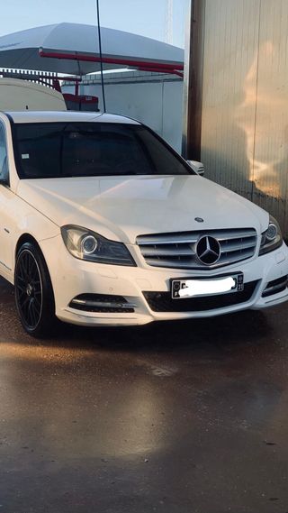 Mercedes-Benz Clase C 2011