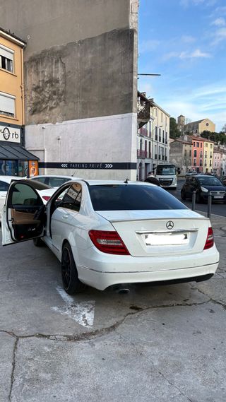 Mercedes-Benz Clase C 2011