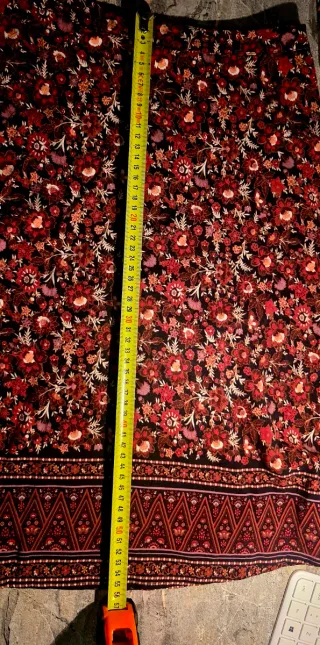 Falda granate de flores - Yessica