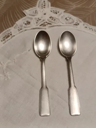 Cubiertos de alpaca plateada Meneses