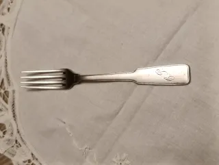 Cubiertos de alpaca plateada Meneses