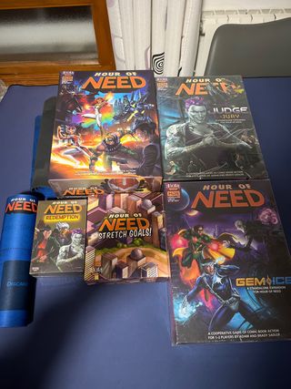 Pack Hour of Need: Expansiones y Juego Base