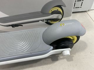Patinete Eléctrico Segway Ninebot Zing C10