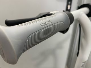 Patinete Eléctrico Segway Ninebot Zing C10