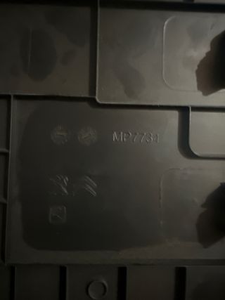 Tapa bajo volante Citroën/Peugeot/Opel