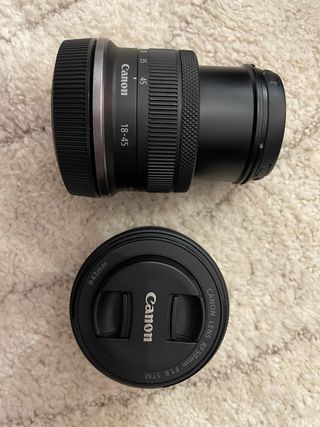 Canon EOS R50 Kit Cámara + Lente RF 50mm + Lámpara