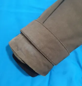 Parka Zara TRF con capucha y pelo