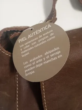 Bandolera Dayaday Piel Marrón. Herrajes dorado