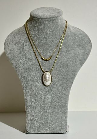 Colar Dourado com Pérola Oval