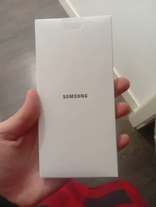 Samsung Galaxy A16 Negro en su caja sin ningún uso