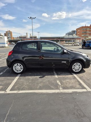 Renault Clio 2010