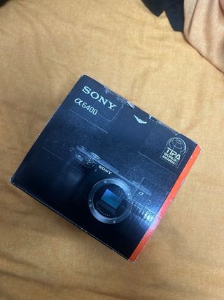 Cámara Sony Alpha 6400 + Lente Tamron 17-70mm