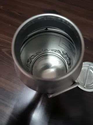 Lata Metálica Lindt Swiss Premium Chocolate