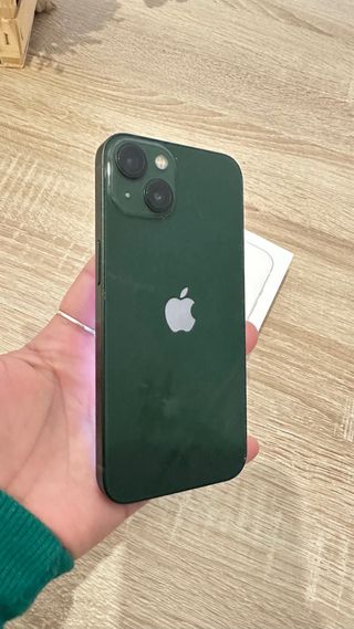 iPhone 13 verde