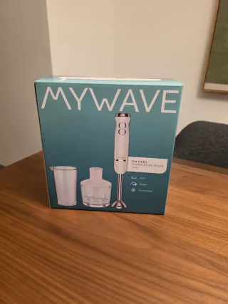 Batidora de mano con vaso y picadora