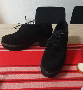 Zapatos de tacón negros