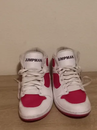 Zapatillas Jordan Jumpman Rojas y Blancas