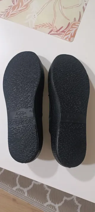 Zapatillas Victoria negras · Talla 41