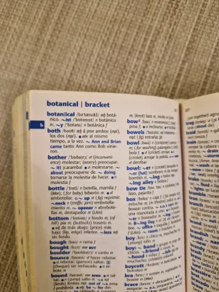 Mini diccionario Inglès: Fourth Edition