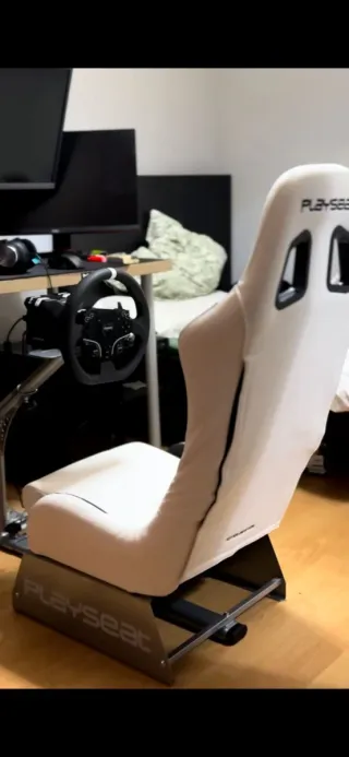 Set Moza R3 Bundle + Playseat in vendita