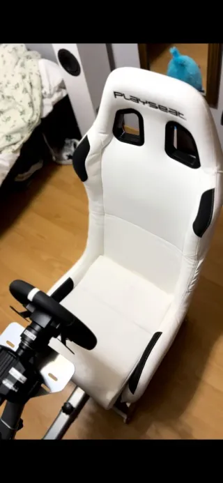 Set Moza R3 Bundle + Playseat in vendita