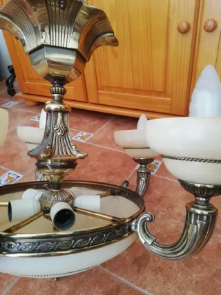 2 Lámparas Alabastro y Bronce