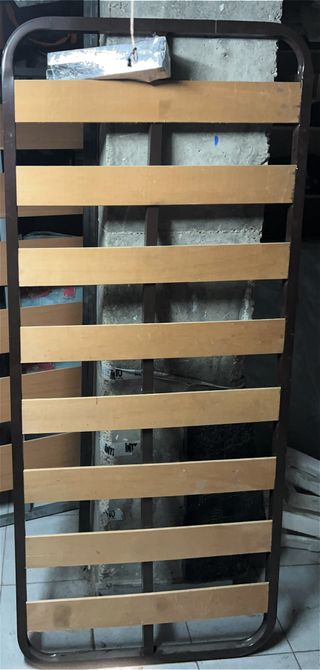 Somier de láminas con 4 patas