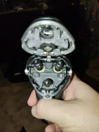 Máquina de afeitar Philips modelo pt877