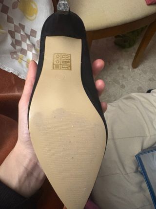 Zapato de salón Mary Paz negro