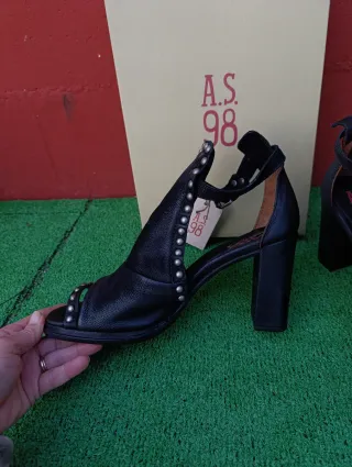 Sandalias A.S.98 Mujer T.41 Negras Tachuelas